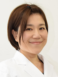 安田 千春