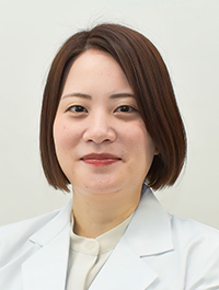 岡田　絢子