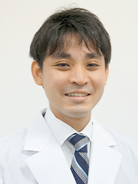 川井 康弘
